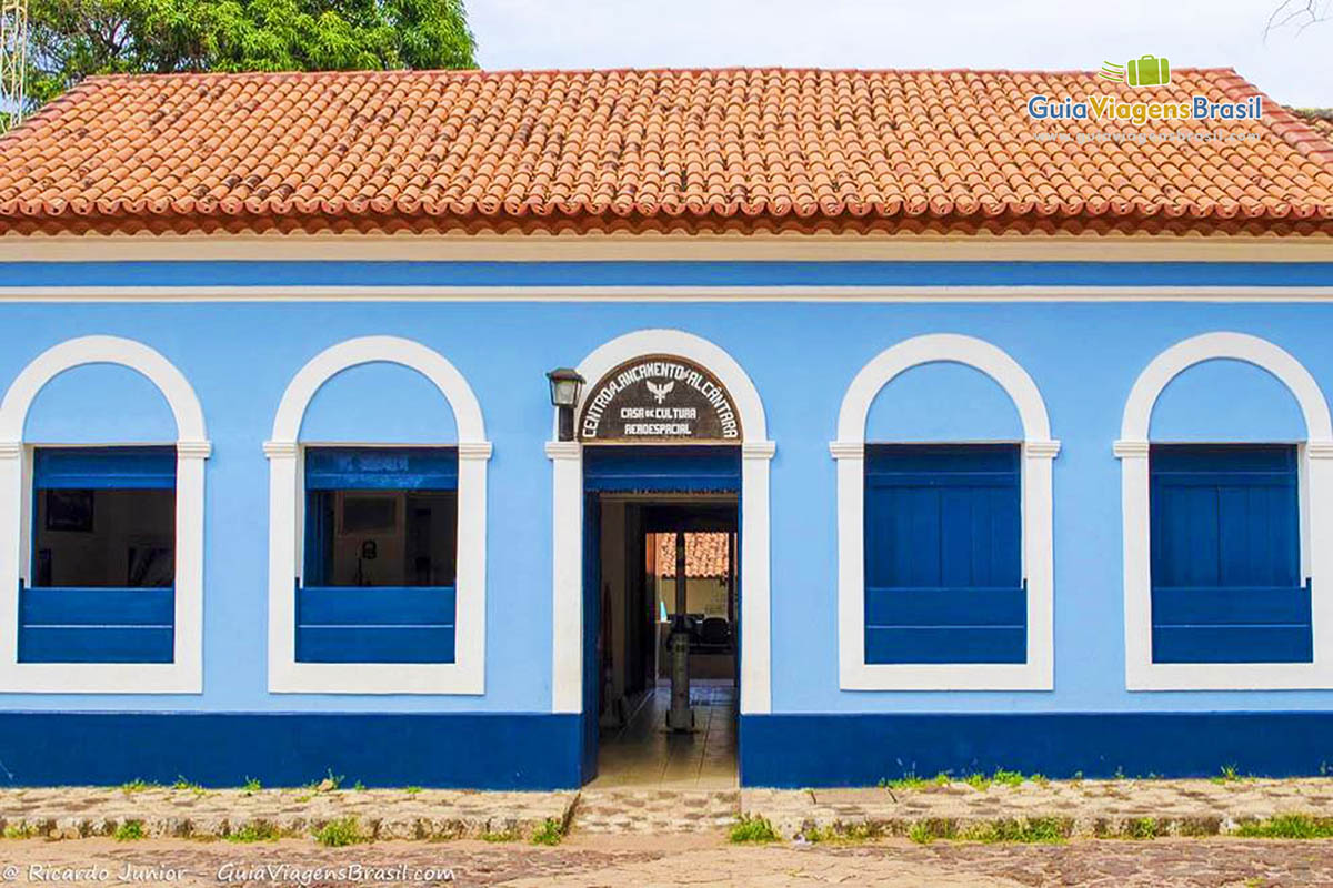 Imagem da arquitetura do Centro Lançamento de Alcântara.